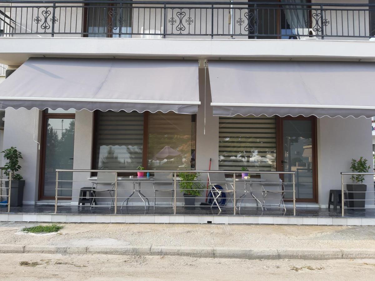Soula'S Sunshine Apartments Nea Karvali Exterior photo